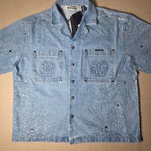 Watson Luxe Light Wash Denim Embellished Work Shirt Mens L Large NWT Rhinestone